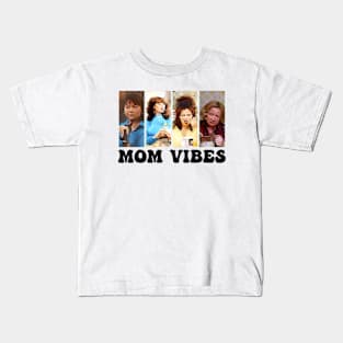 Vintage 90’s Mom Vibes Funny Mom Life Mother's Day Kids T-Shirt